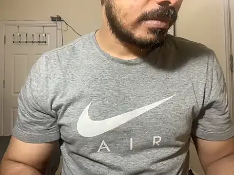 celibate-monk Adlı Modelin Web Kamerası Şovu