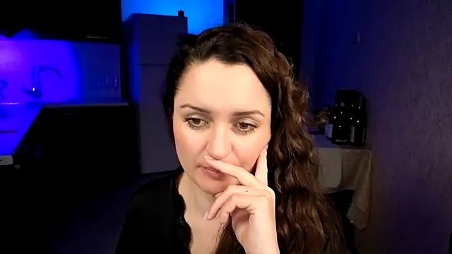 Cerann1 Chat XXX in diretta