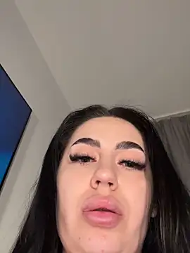 Andrestarr's Live XXX Chat