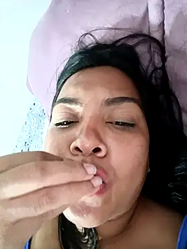 Brendabluee's Live XXX Chat