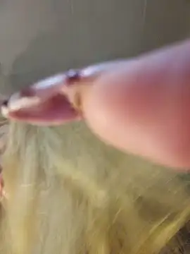 Chat +18 de LianaJu ao vivo