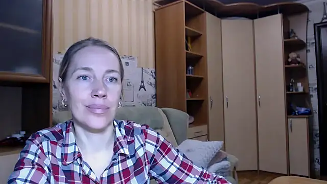 Javelinka élő XXX-chatje