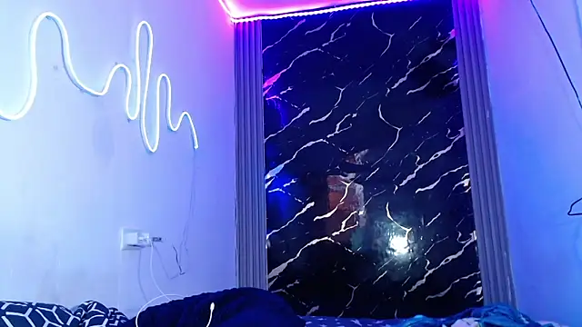 jamescurly00 Show Webcam