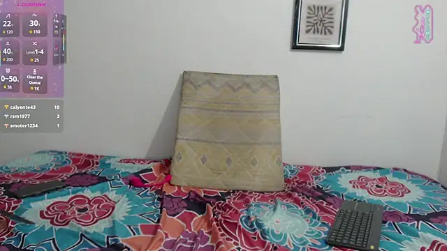 Nikki__uwu's Live XXX Chat