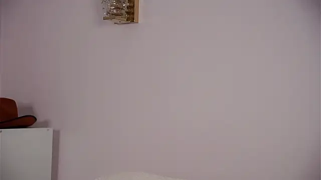 SunnivaCovil Chat XXX live