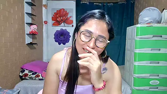 Ugly-Filipina's Webcam Show