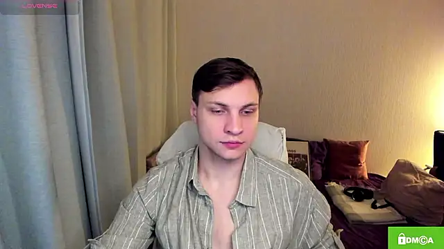 handsome_guy01 webcam show