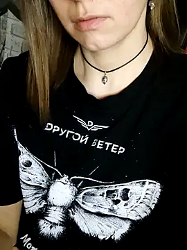 Aashikalaa élő XXX-chatje