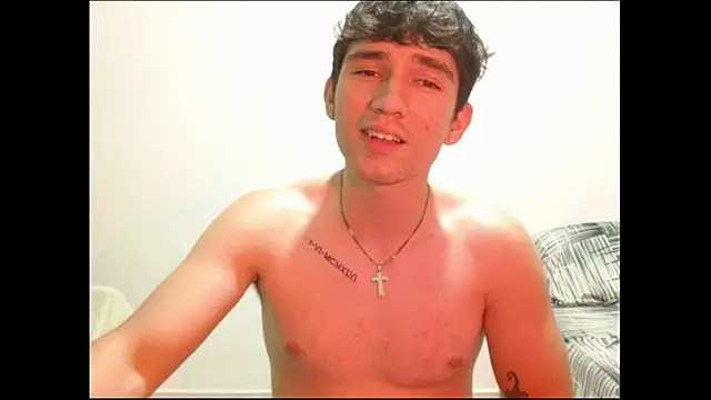 ChicoMaloFfF Adlı Modelin Canlı XXX Sohbeti