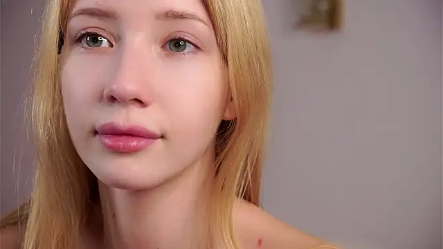 SunnivaCovil 现场XXX聊天