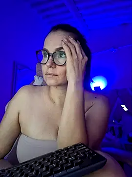 MariaPau_83's Live XXX Chat