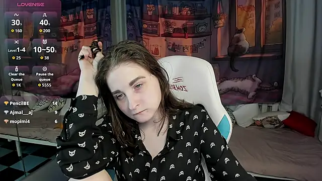 KiraDuvall 现场XXX聊天