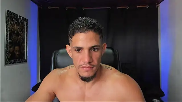 jhonnysnow17's Live XXX Chat