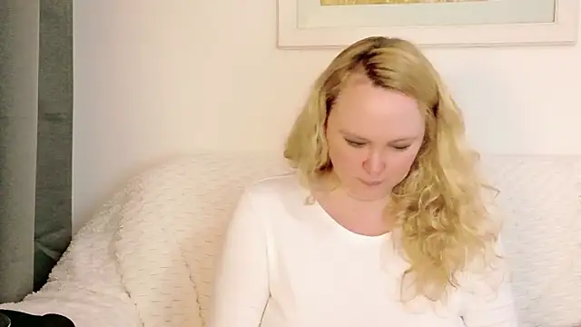 Chatroom XXX en direct de Sarah4you