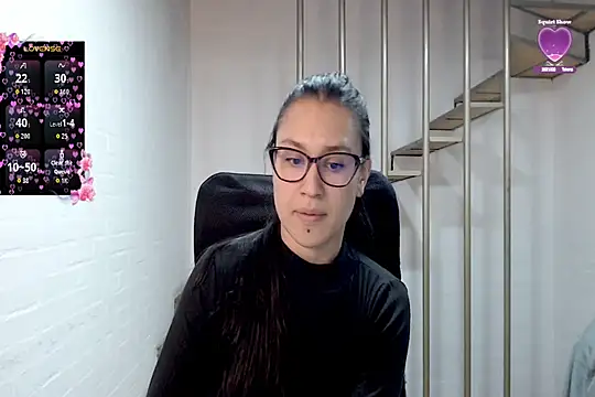 Jessie_Desire élő XXX-chatje