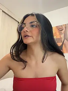 دردشة Cat2525 الجنسية المباشرة