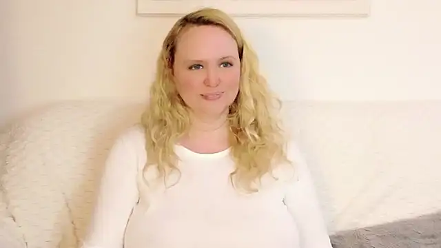 Chat +18 de Sarah4you ao vivo