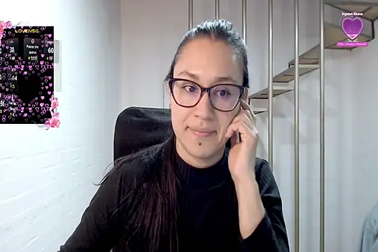 Czat XXX na żywo – Jessie_Desire