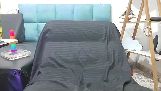 chirlleyy: онлайн-секс-чат