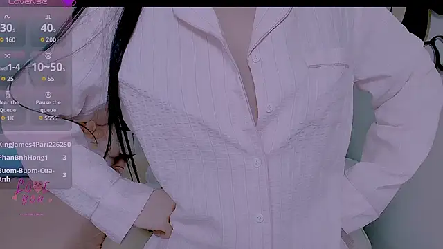 Pari_Kilian22 现场XXX聊天