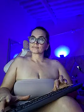 MariaPau_83 Obrolan Langsung XXX