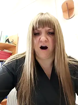 Office_Albertina – Naživo XXX chat