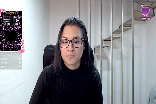 Chatroom XXX en direct de Jessie_Desire