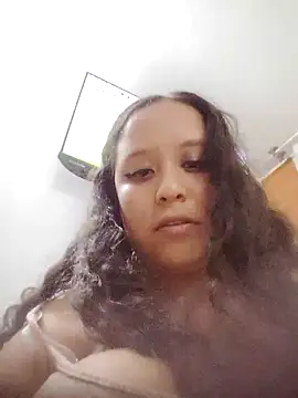 Chat XXX en directo de You-sexy-starr