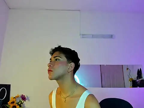 Ailanys_Miller Live XXX-Chat