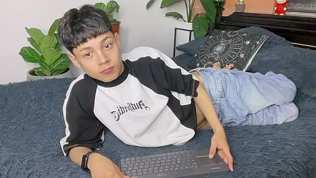 Andy_Belier23 – Naživo XXX chat