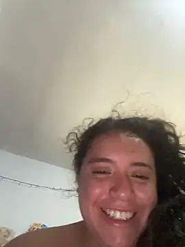 Lucy_YupiSweetのライブXXXチャット