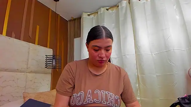 AmbarGills 라이브 XXX 채팅