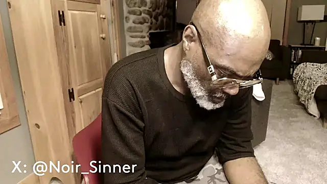 แชท XXX สดของ sinnernoir