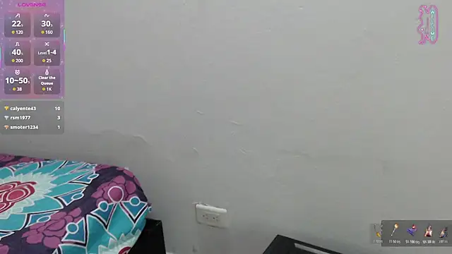 Nikki__uwu's Live XXX Chat