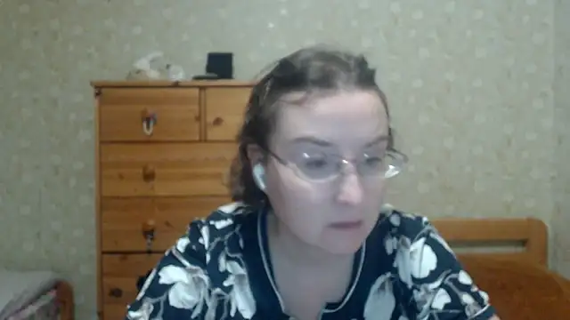 Smart_Rose Adlı Modelin Canlı XXX Sohbeti