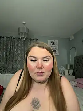 Živý XXX chat BeeMay22