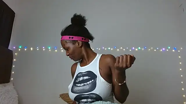 SoftRosee Chat XXX live