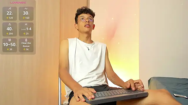 Maxfrost1 webkamerás műsora