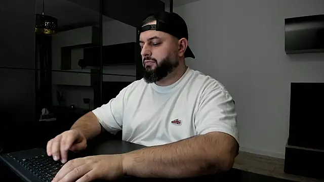 Chat +18 de DravenPeak ao vivo