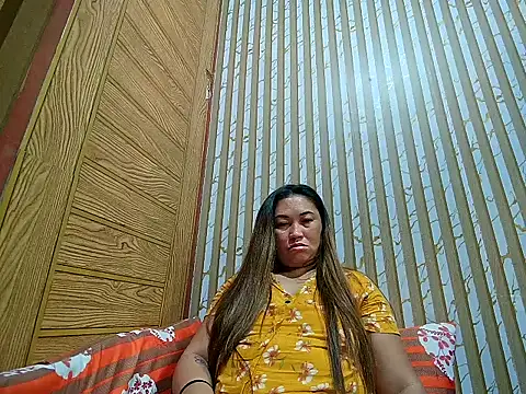 Simple_Asian Adlı Modelin Canlı XXX Sohbeti