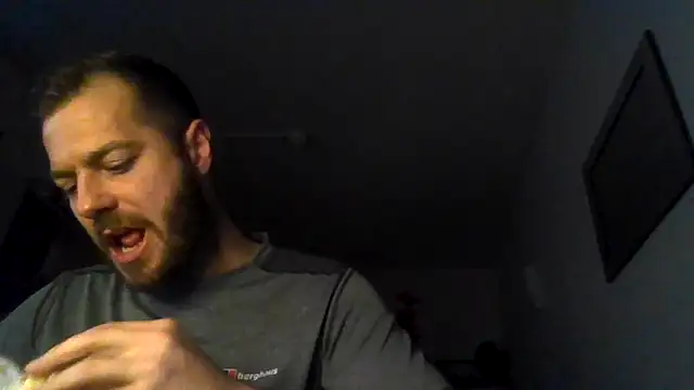 THE_CHEEKY_ALPHA Live XXX-chat