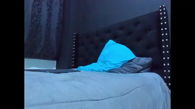 amareto_queen: онлайн-секс-чат