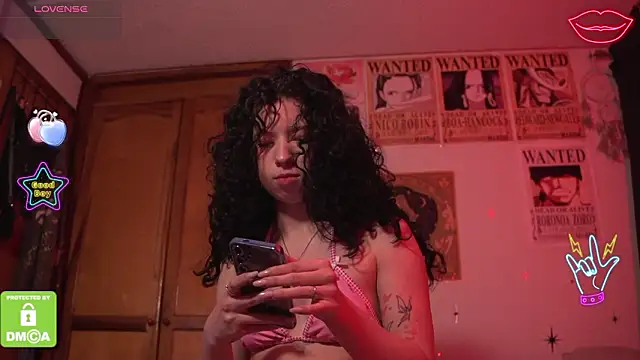 Katyroronoa's Live XXX Chat