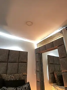 Chatroom XXX en direct de BrigitteVons