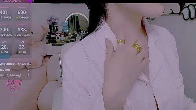 Pari_Kilian22 即時 XXX 聊天