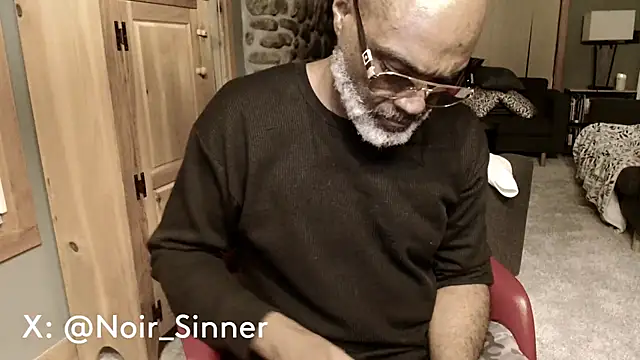 Chat XXX en directo de sinnernoir