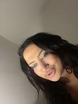 EmiliaPetrova Live XXX-Chat