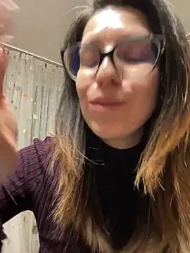 NadiraNoor Pertunjukan Webcam