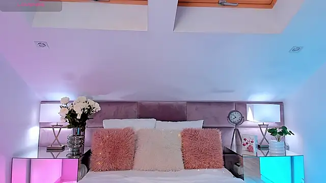 Вебкам-шоу MiaMuse