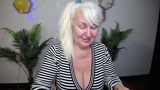 BlondyLeeBest লাইভ XXX চ্যাট